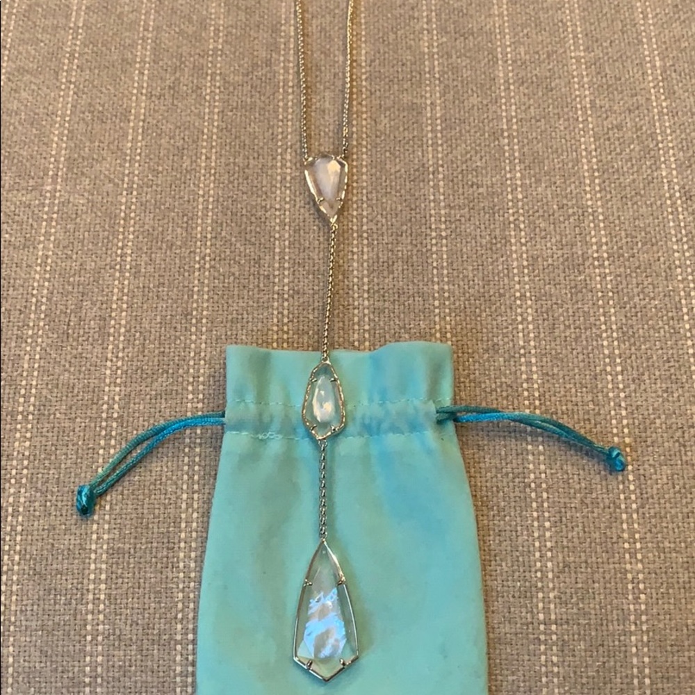 Kendra Scott White MOP necklace